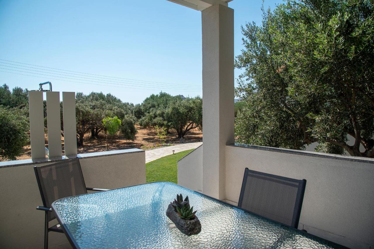 Anevato Emmy Villa מראה חיצוני תמונה